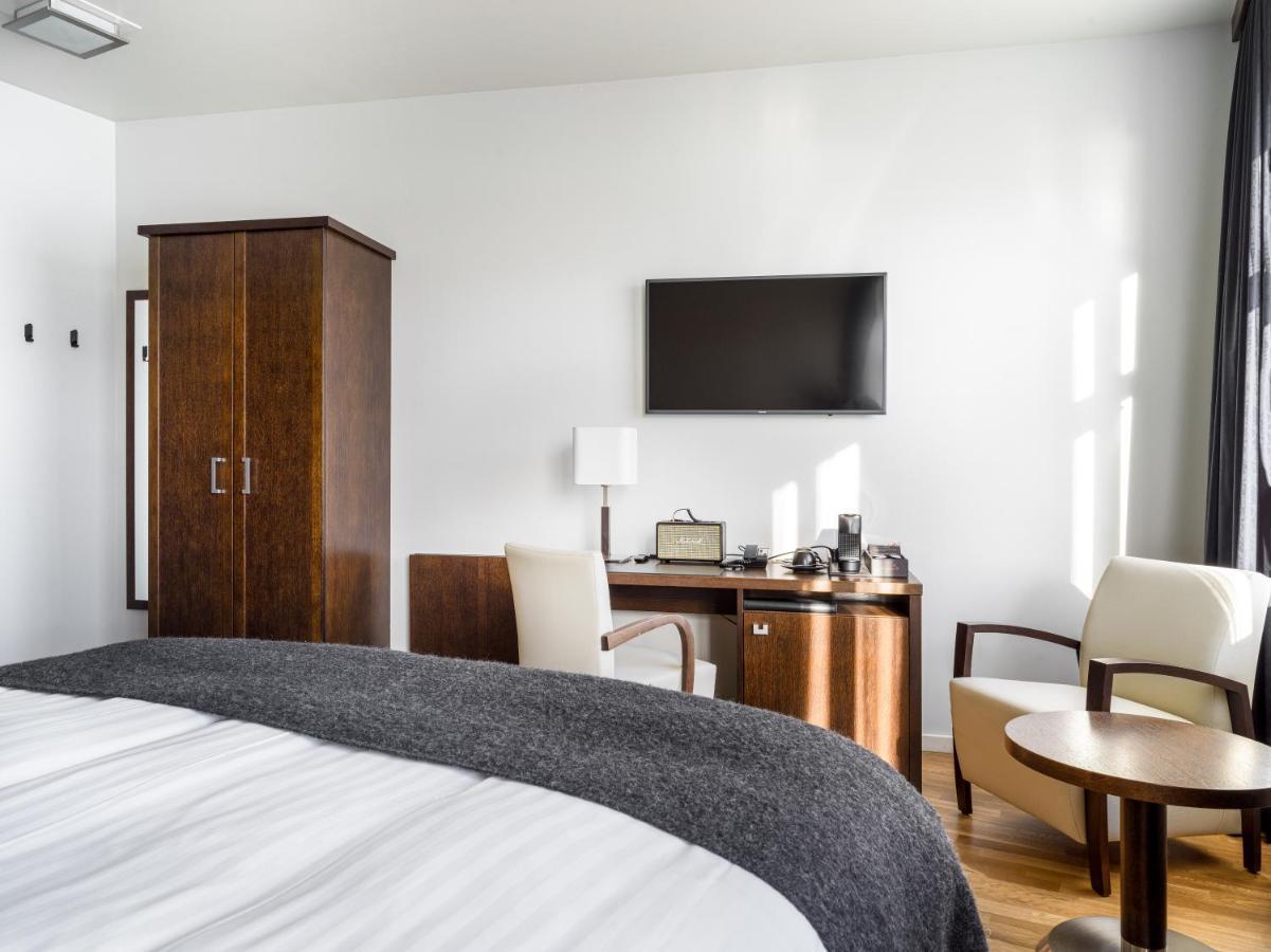 Hotel Kea By Keahotels Акурейри Екстериор снимка